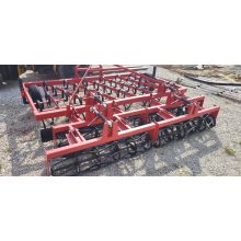 Kombinátor magyar gyártású 2,2m 2 sor kapával egy sor törőhengerrel! 