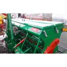 24 soros, 3m-es, egy vagy kéttárcsás, műtrágyaszórós aprómag vetőgép 