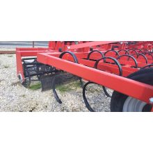 Kombinátor magyar gyártású 2,8m 4 sor kapával két sor törőhengerrel! 