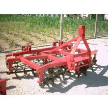 A.G.2.82 függesztett ásóborona két sor ásókéssel egy sor törőhengerrel 