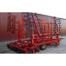 A.G.5.03-2 vontatott ásóborona három sor ásókéssel két sor törőhengerrel 