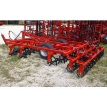 A.G.5.03-2 vontatott ásóborona három sor ásókéssel két sor törőhengerrel 