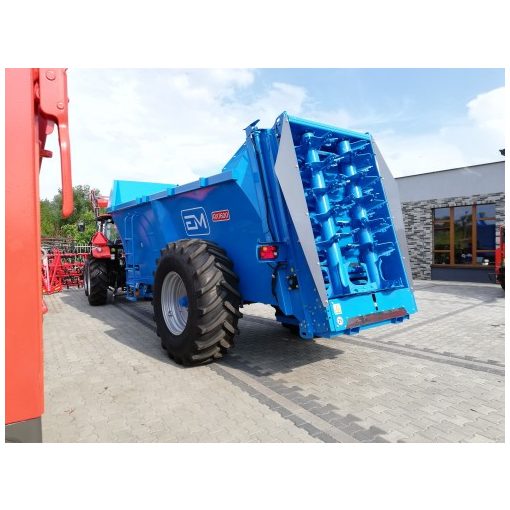 Euromilk BUFFALO TRÁGYASZÓRÓ 