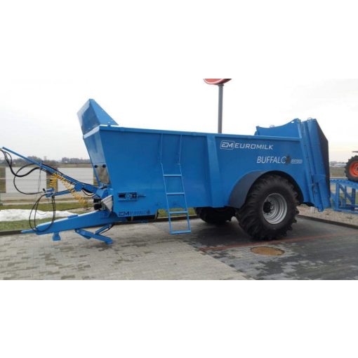 Euromilk BUFFALO TRÁGYASZÓRÓ 