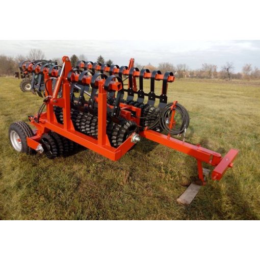 Csillaggyűrűs henger 4,5m munkaszélességgel simítóval szerelve! 