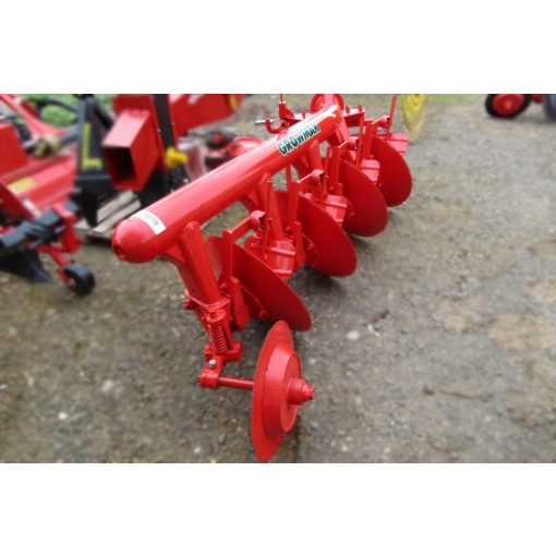 Tárcsás eke 4 fejes, 660mm-es lapokkal, Growmak