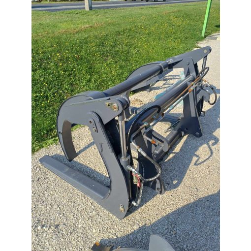 HYTEC ZL 25 rakódó gép 2 tonna emeléssel, földkanállal, raklapvilla szettel!