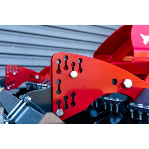 JANPOL HEAVY – függesztett rövidtárcsák 2,5-2,7-3,0-3,5-4,0m kivitelben, már nettó 1952000ft-tól,  