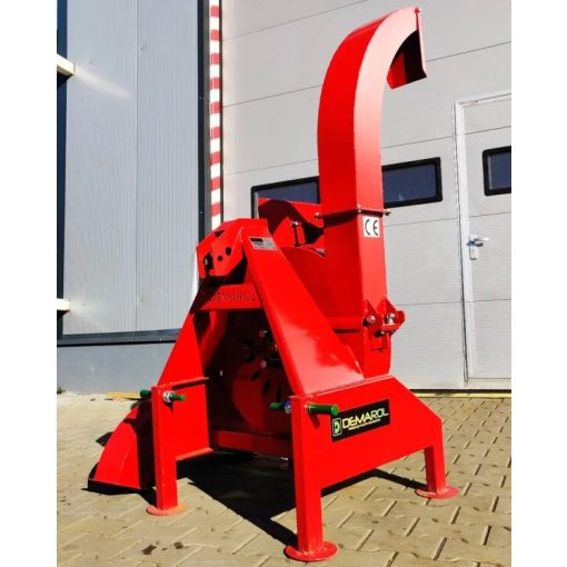 Ágaprító kardán meghajtású 18- 45 LE teljesítményű kistraktorokhoz, ajándék zsákoló adapterrel