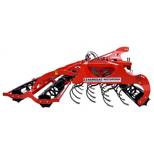 Strumyk magágykészítő kombinátor 6,0m munkaszélességgel hidraulikus csukással   