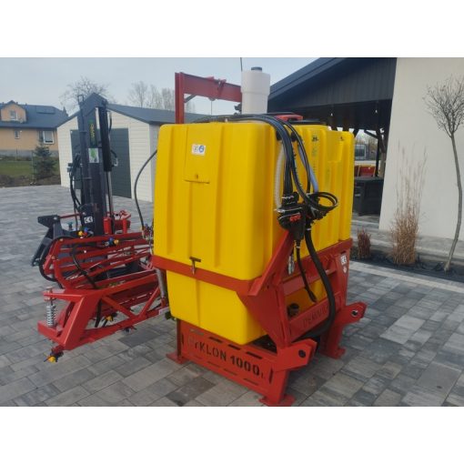 1000/15 függesztett szántóföldi permetező (Lengyel)